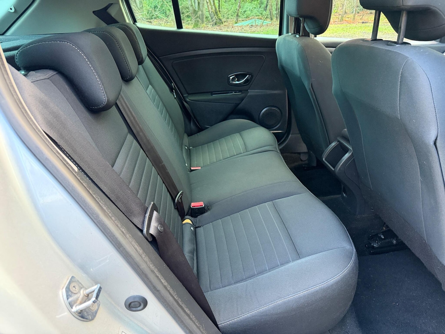 Used Renault Megane 2015 for sale - 77396621: Photo 4