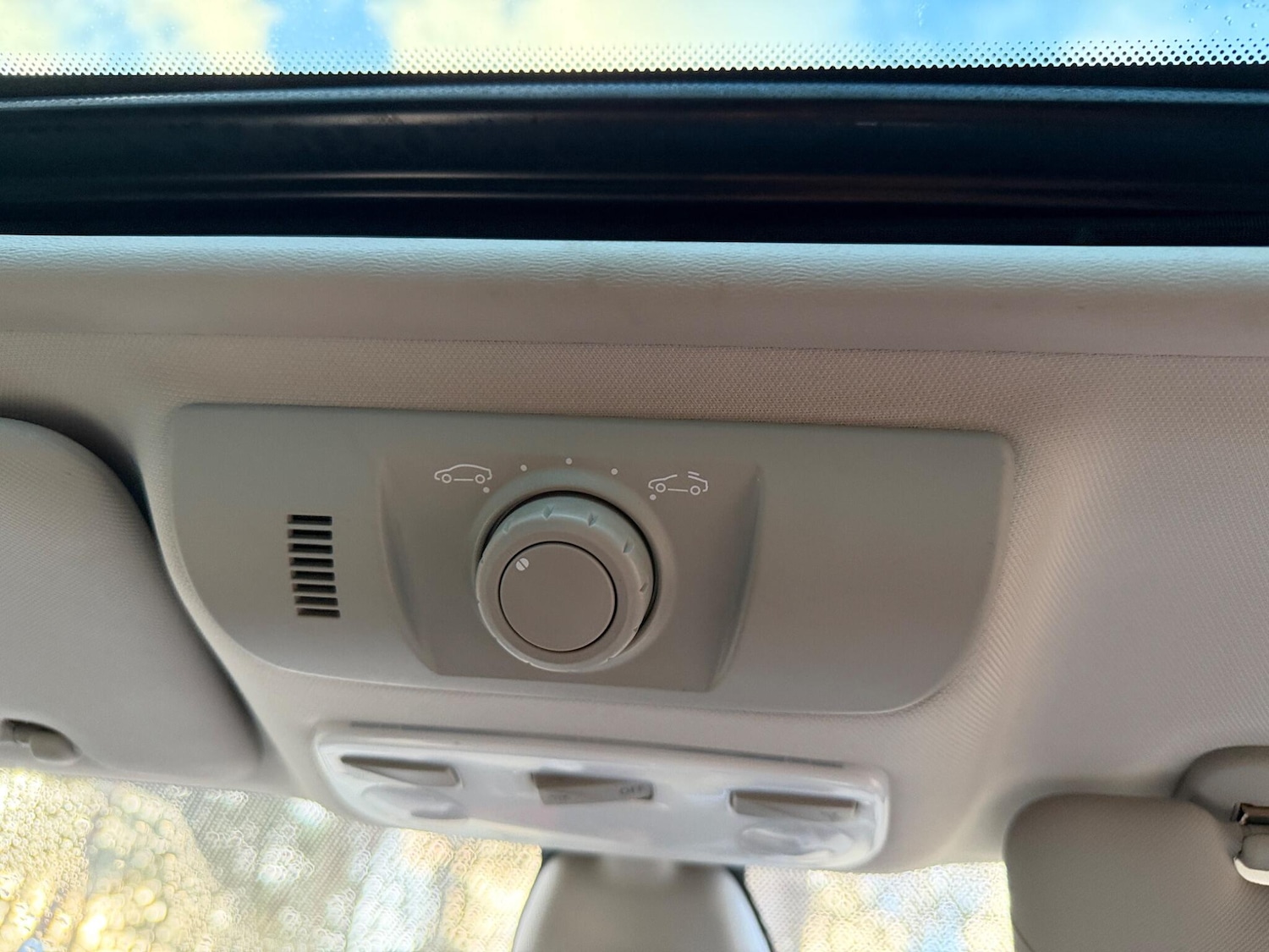 Used Renault Megane 2015 for sale - 77396621: Photo 46