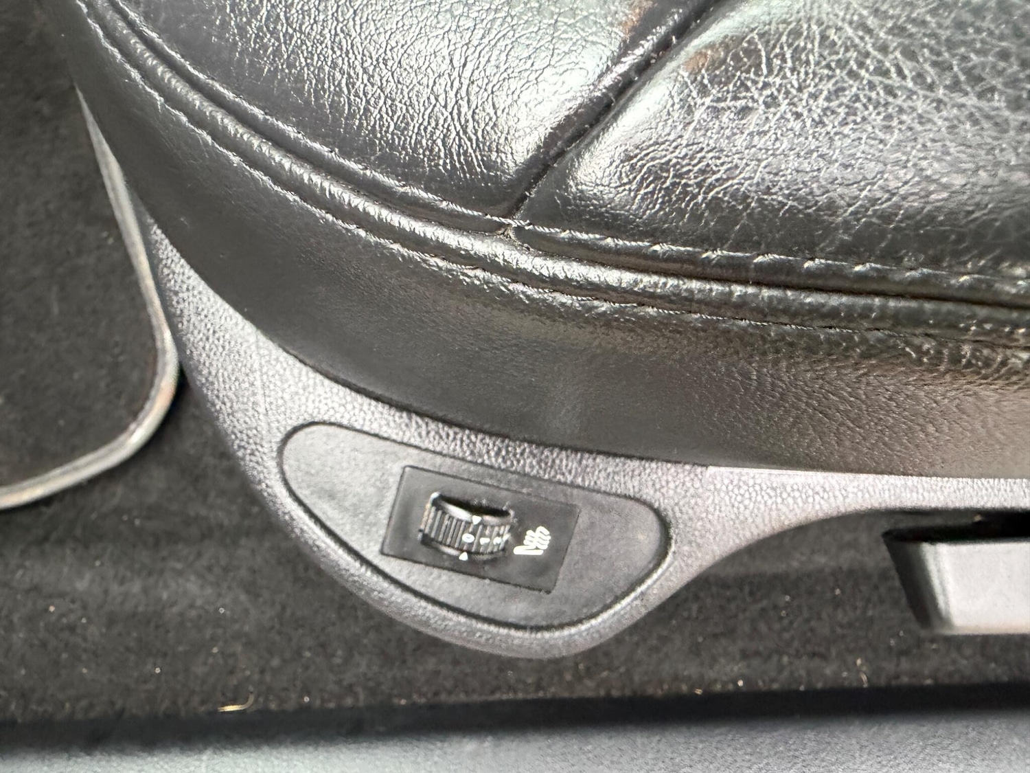 Used Peugeot 308 2012 for sale - 77586428: Photo 33