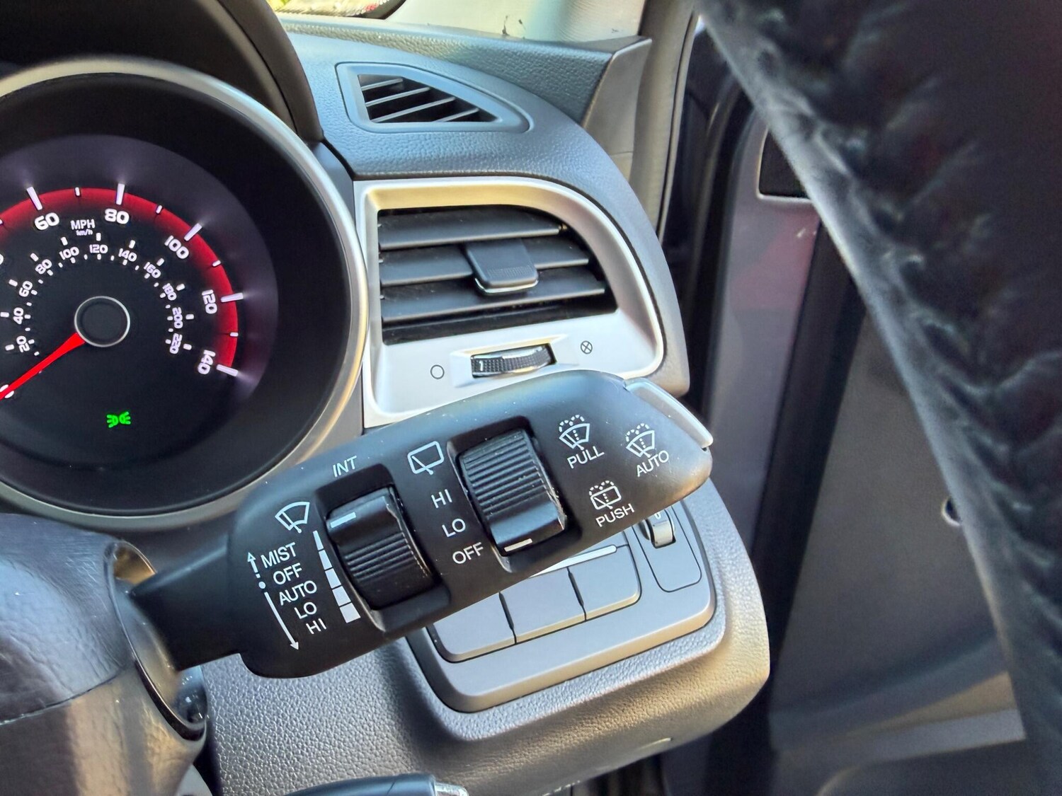 Used Ssangyong Tivoli 2017 for sale - 78156656: Photo 33