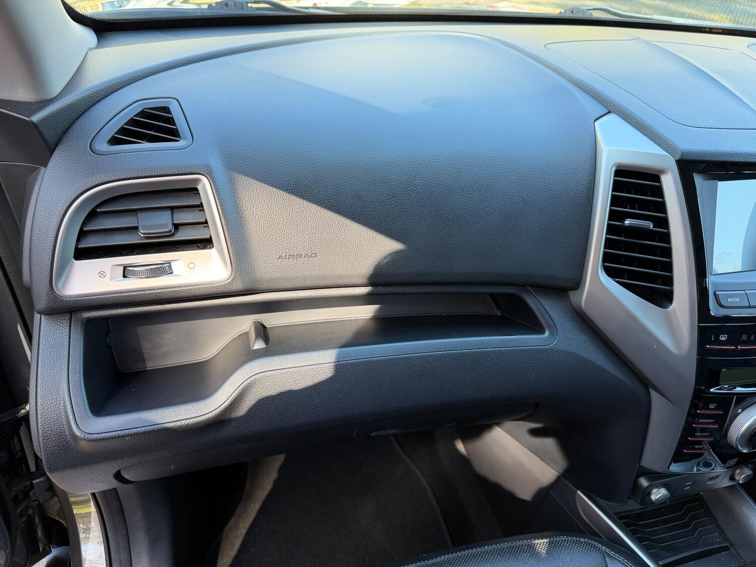 Used Ssangyong Tivoli 2017 for sale - 78156656: Photo 38