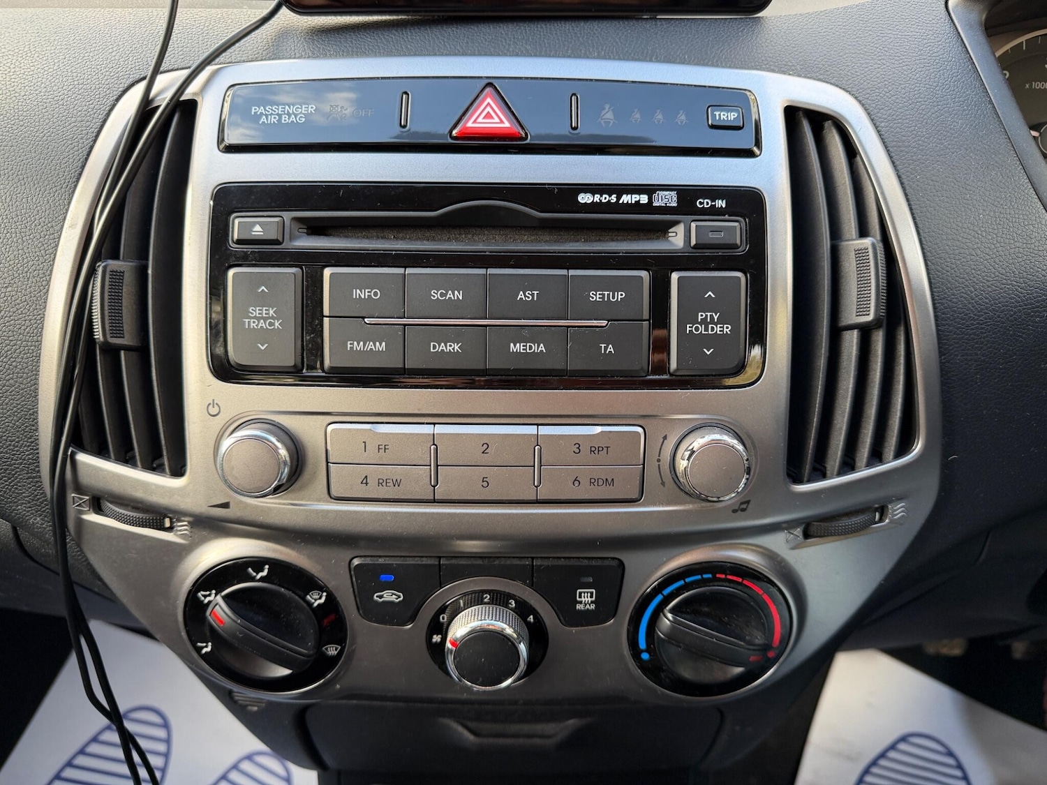 Used Hyundai i20 2014 for sale - 77320914: Photo 26