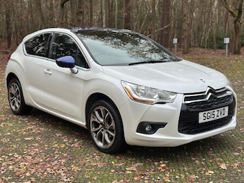 2015 (15) - 1.6 e-HDi 115 DStyle Nav 5dr