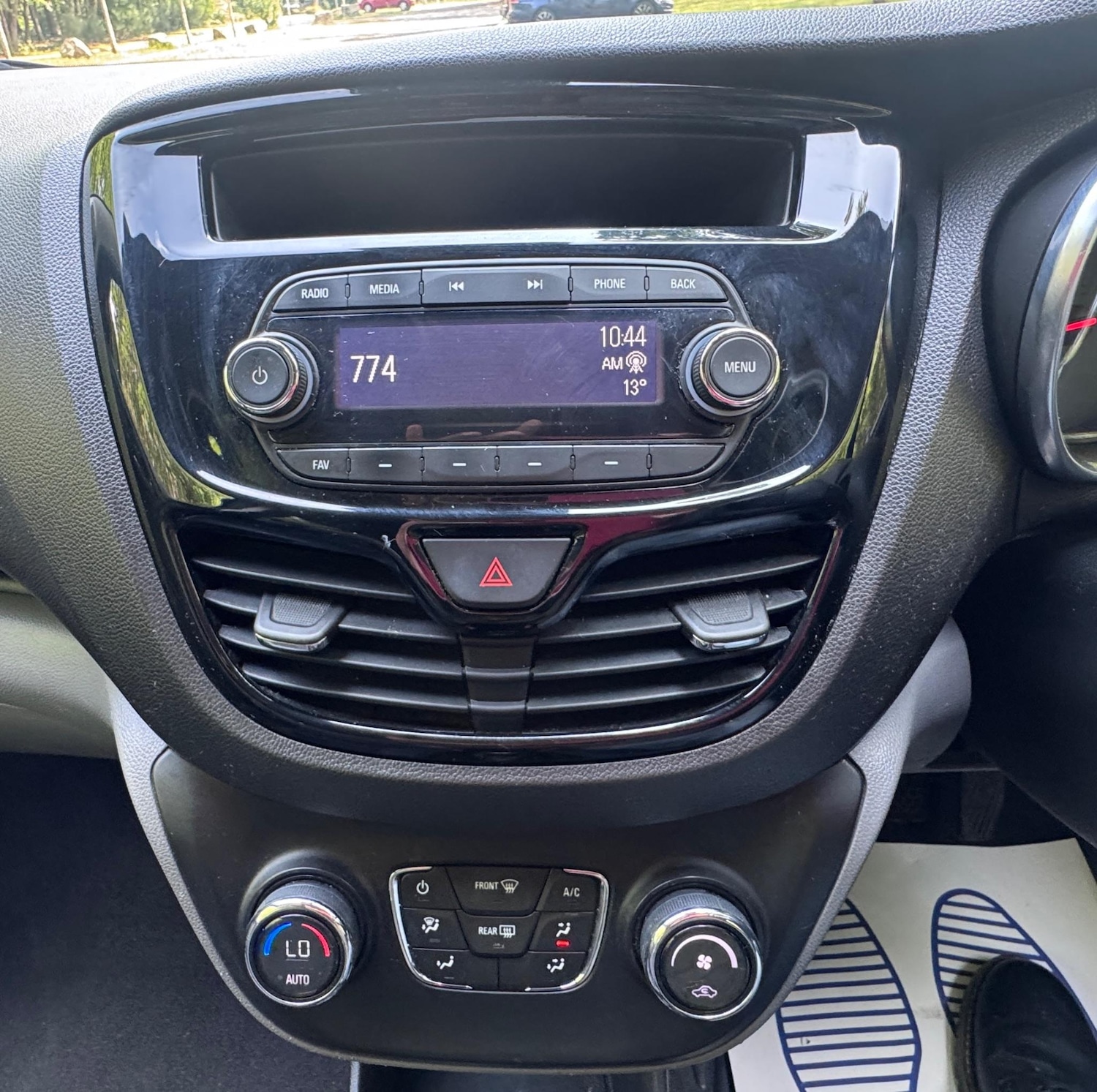 Used Vauxhall Viva 2016 for sale - 77040549: Photo 20