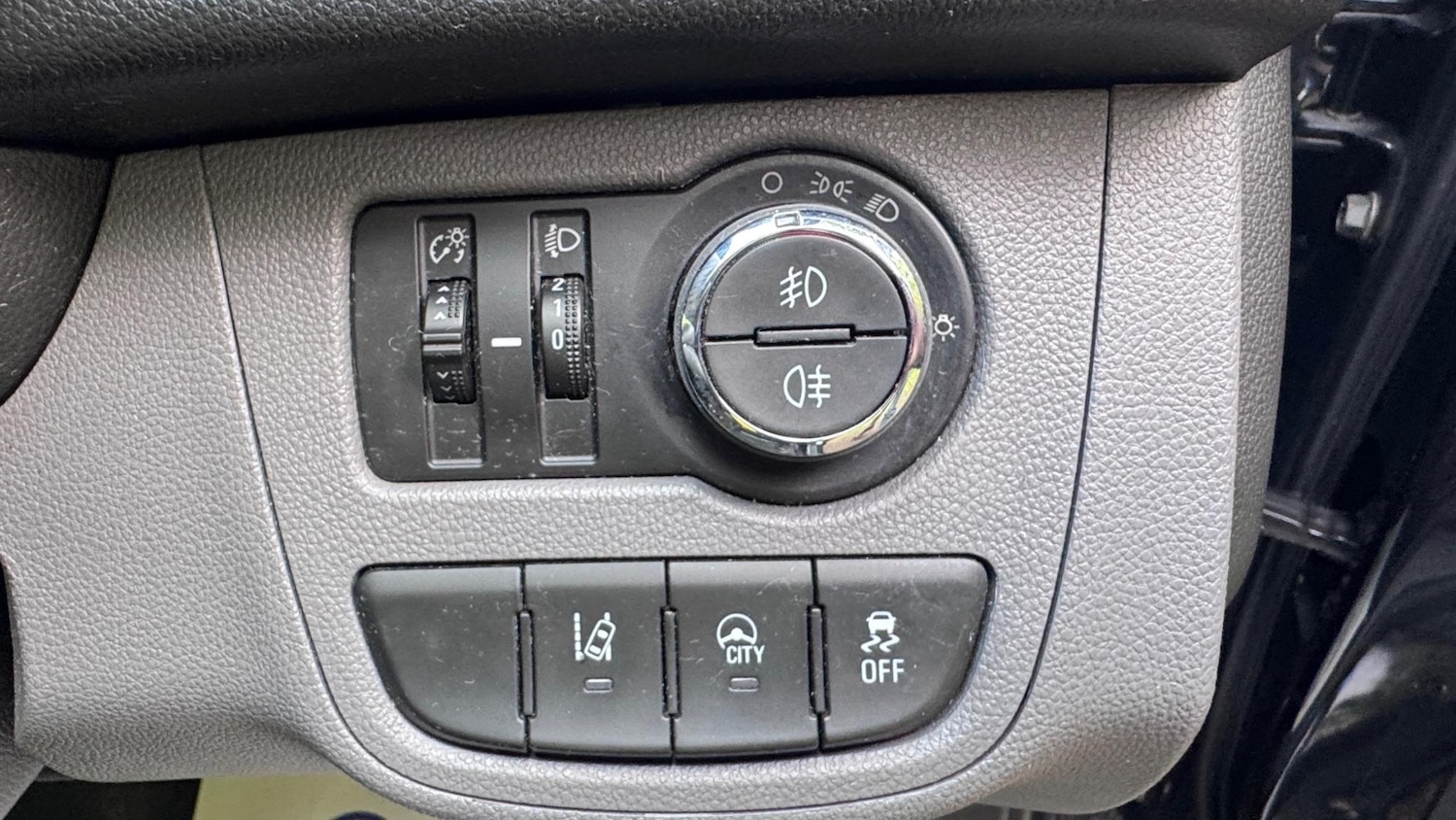 Used Vauxhall Viva 2016 for sale - 77040549: Photo 23