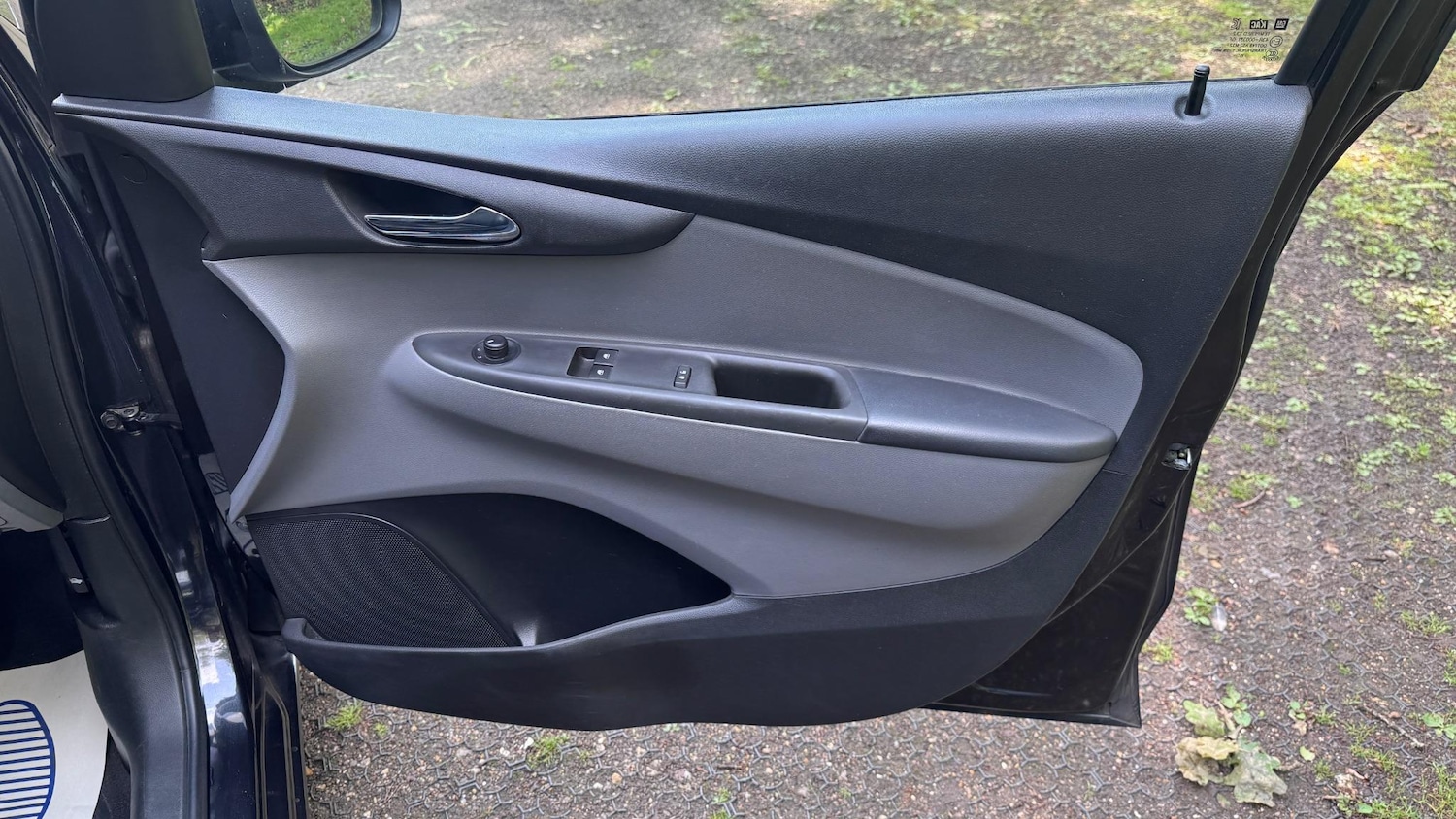 Used Vauxhall Viva 2016 for sale - 77040549: Photo 28