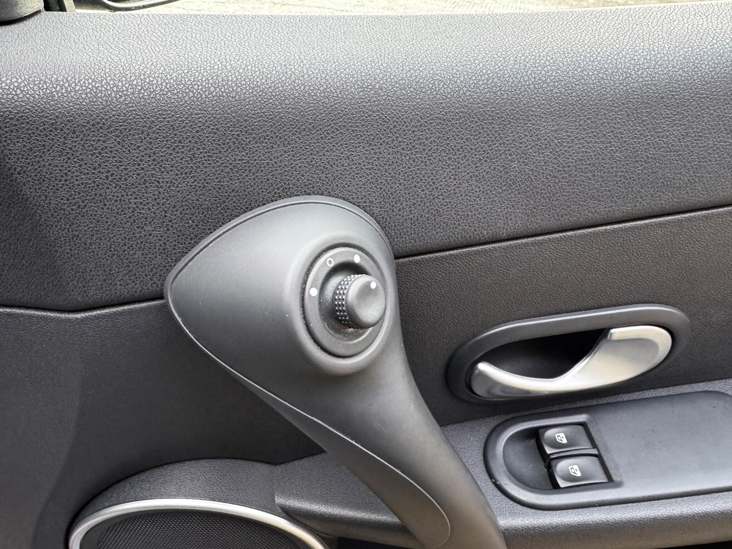 Used Renault Clio 2009 for sale - 77091423: Photo 20