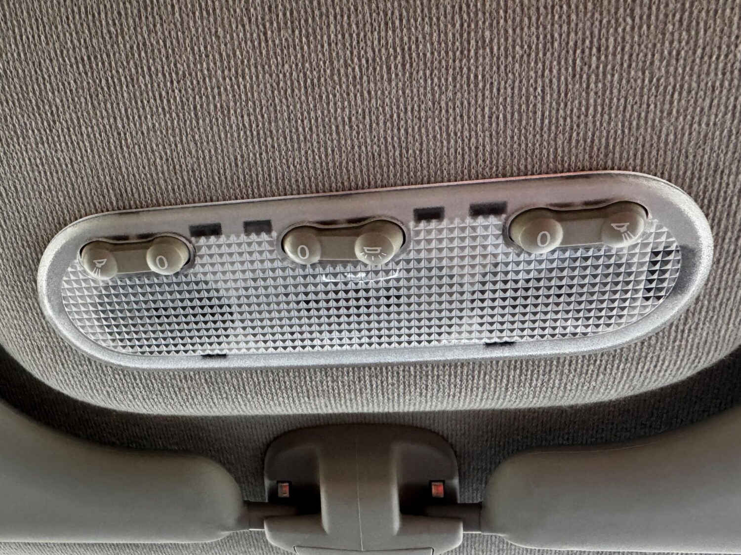 Used Renault Clio 2009 for sale - 77091423: Photo 39