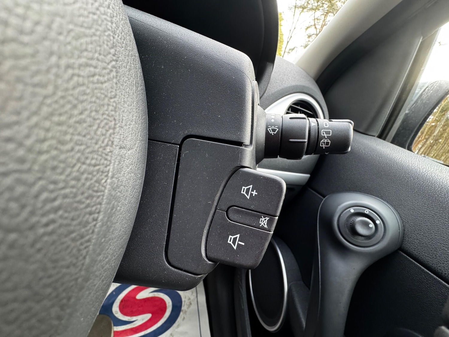 Used Renault Clio 2009 for sale - 77091423: Photo 42