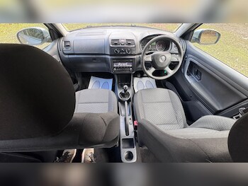 Used Skoda Fabia 2014 for sale - 77040390: Photo