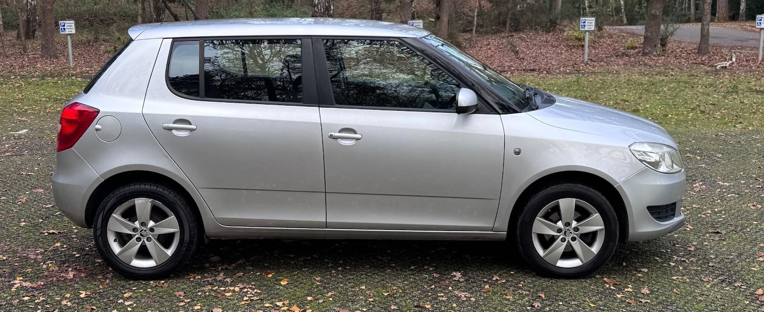 Used Skoda Fabia 2014 for sale - 77040390: Photo 6