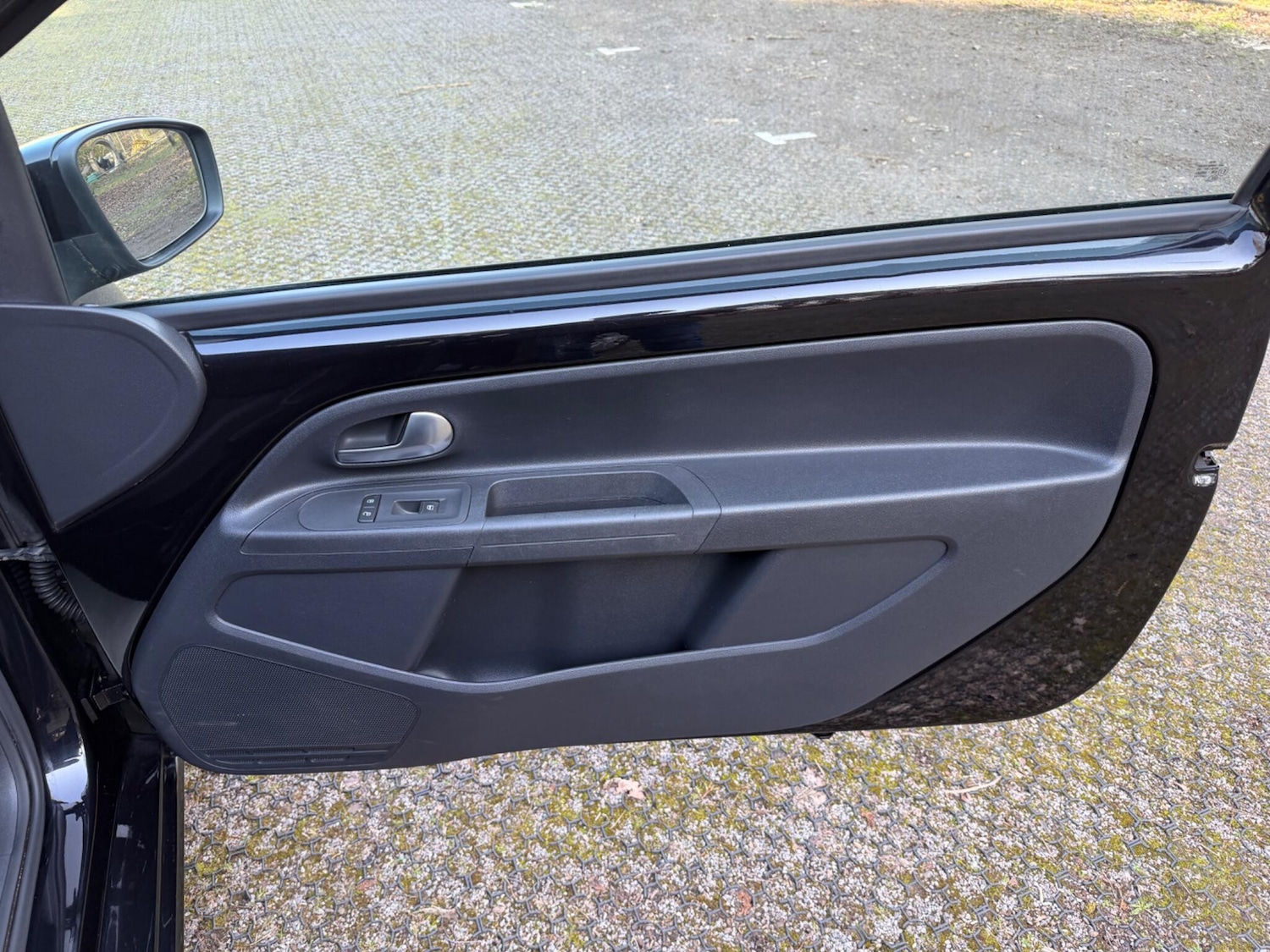 Used Volkswagen up! 2012 for sale - 77982231: Photo 15