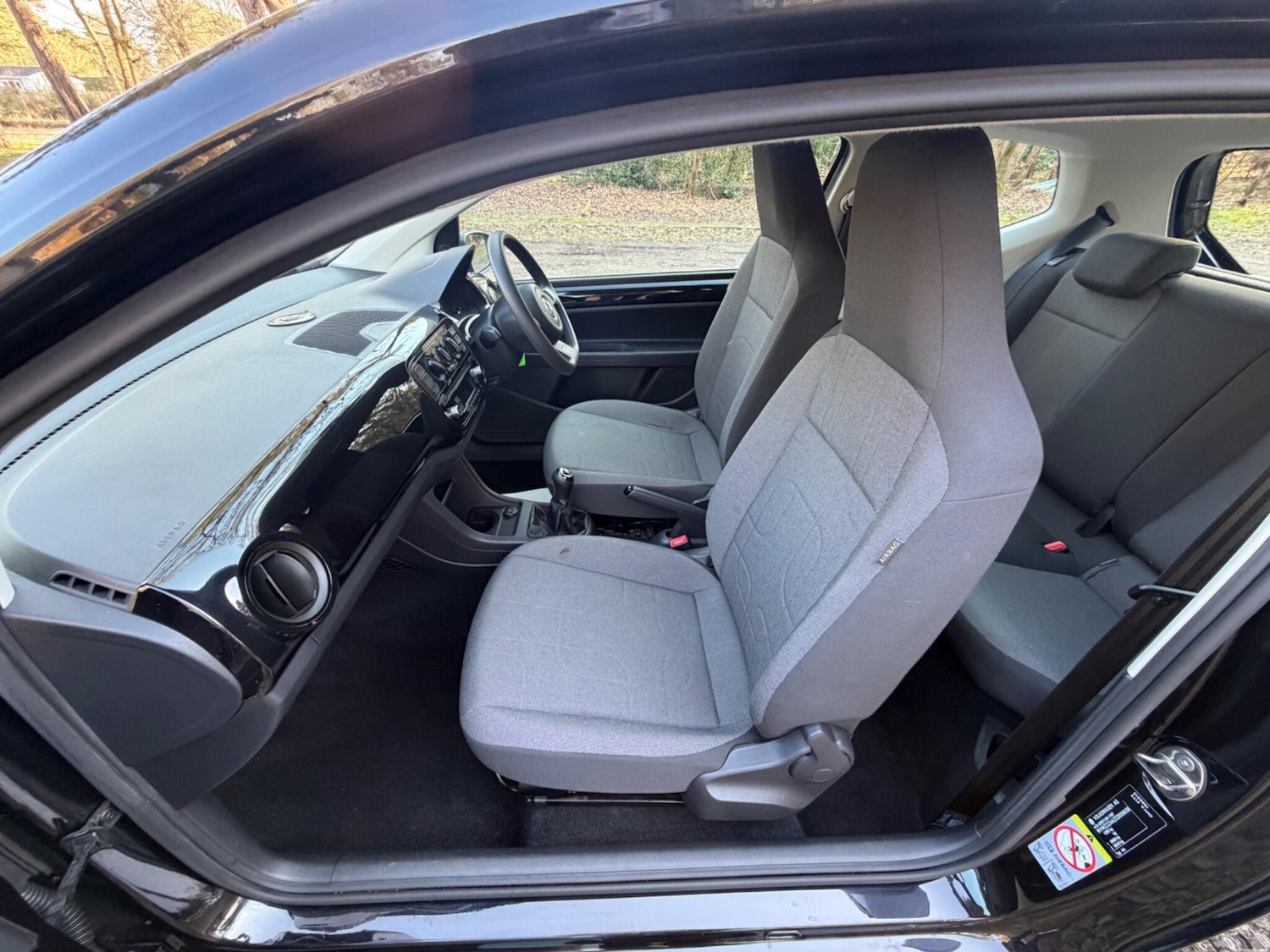 Used Volkswagen up! 2012 for sale - 77982231: Photo 4