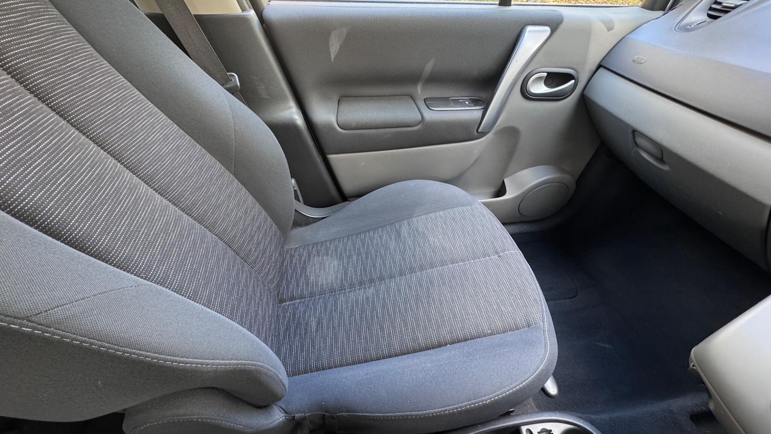 Used Renault Scenic 2008 for sale - 77040867: Photo 38