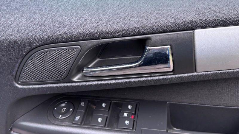 Used Vauxhall Zafira 2012 for sale - 77040229: Photo 19
