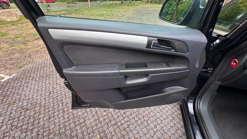 Used Vauxhall Zafira 2012 for sale - 77040229: Photo 28