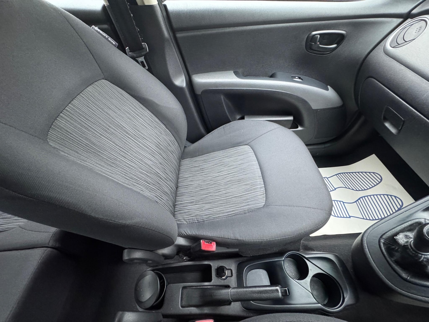 Used Hyundai i10 2012 for sale - 77550263: Photo 36