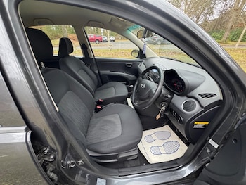 Used Hyundai i10 2012 for sale - 77550263: Photo