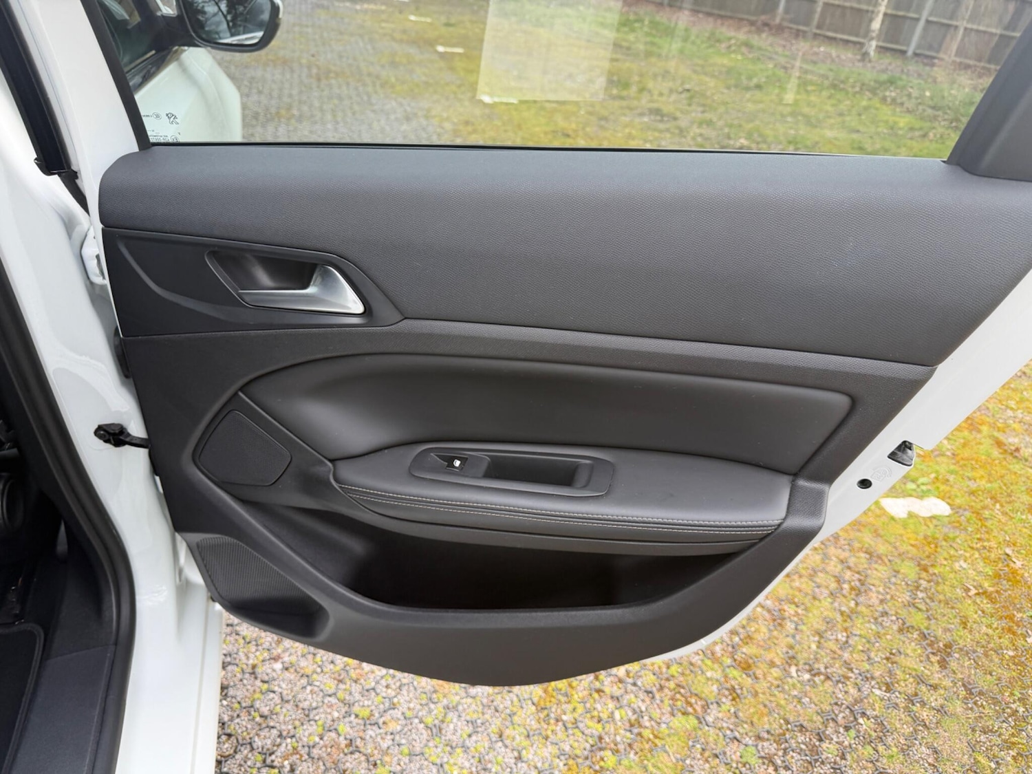 Used Peugeot 308 2014 for sale - 78100376: Photo 27