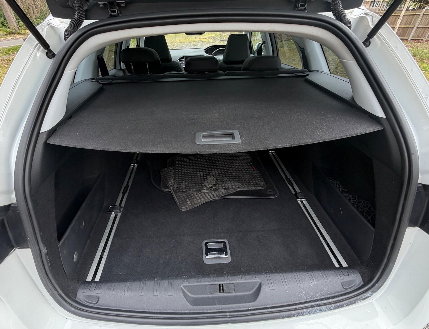 Used Peugeot 308 2014 for sale - 78100376: Photo 29