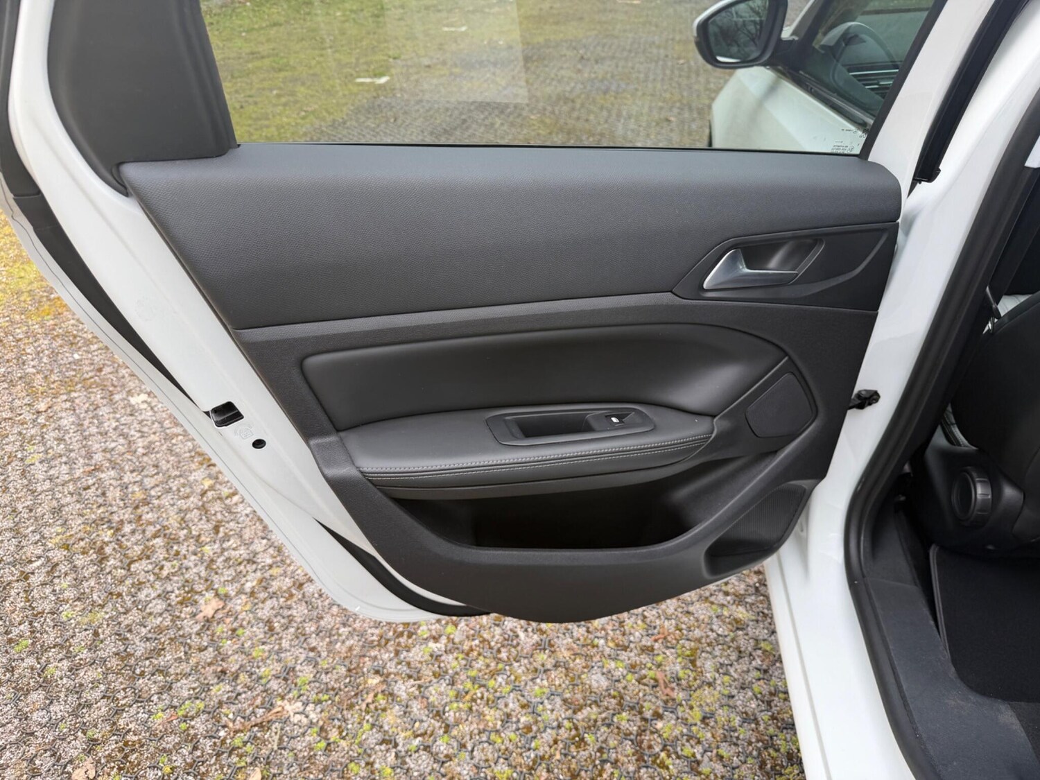 Used Peugeot 308 2014 for sale - 78100376: Photo 31