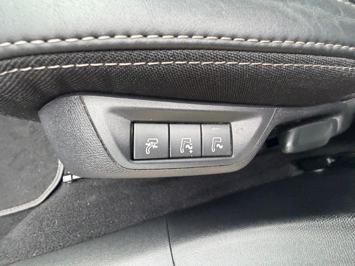 Used Peugeot 308 2014 for sale - 78100376: Photo 36