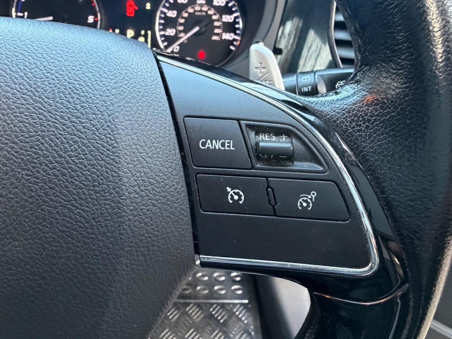 Used Mitsubishi Outlander for sale - 77825109: Photo 27