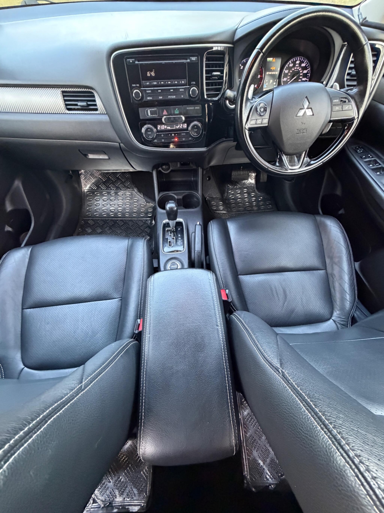 Used Mitsubishi Outlander for sale - 77825109: Photo 30