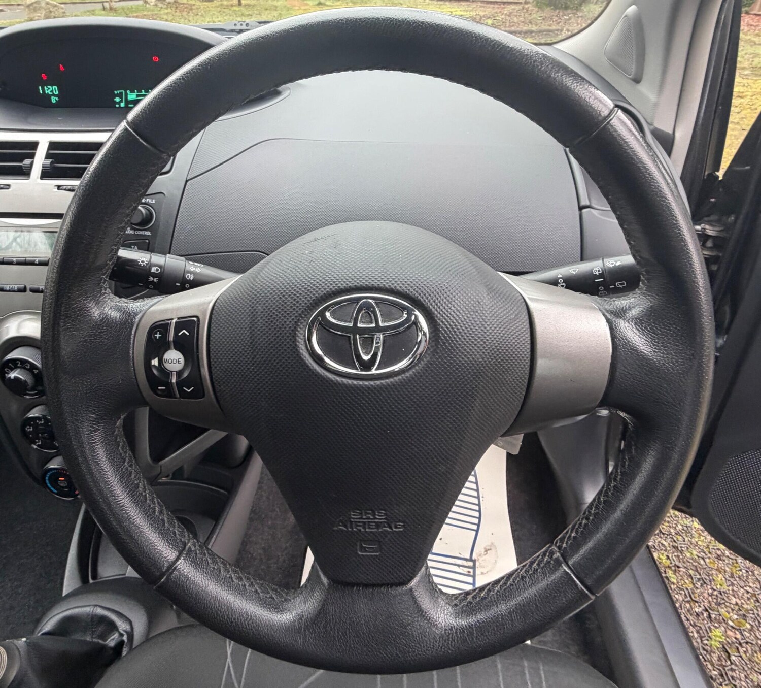 Used Toyota Yaris 2009 for sale - 78058073: Photo 24