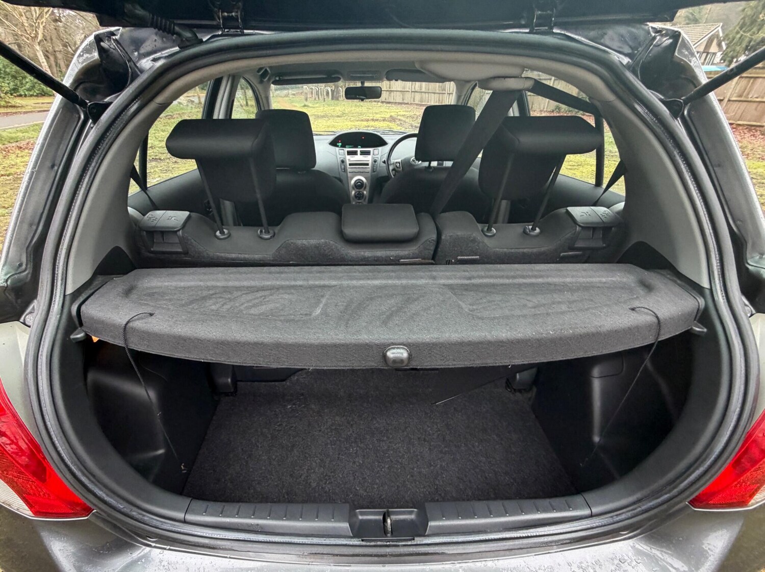 Used Toyota Yaris 2009 for sale - 78058073: Photo 27