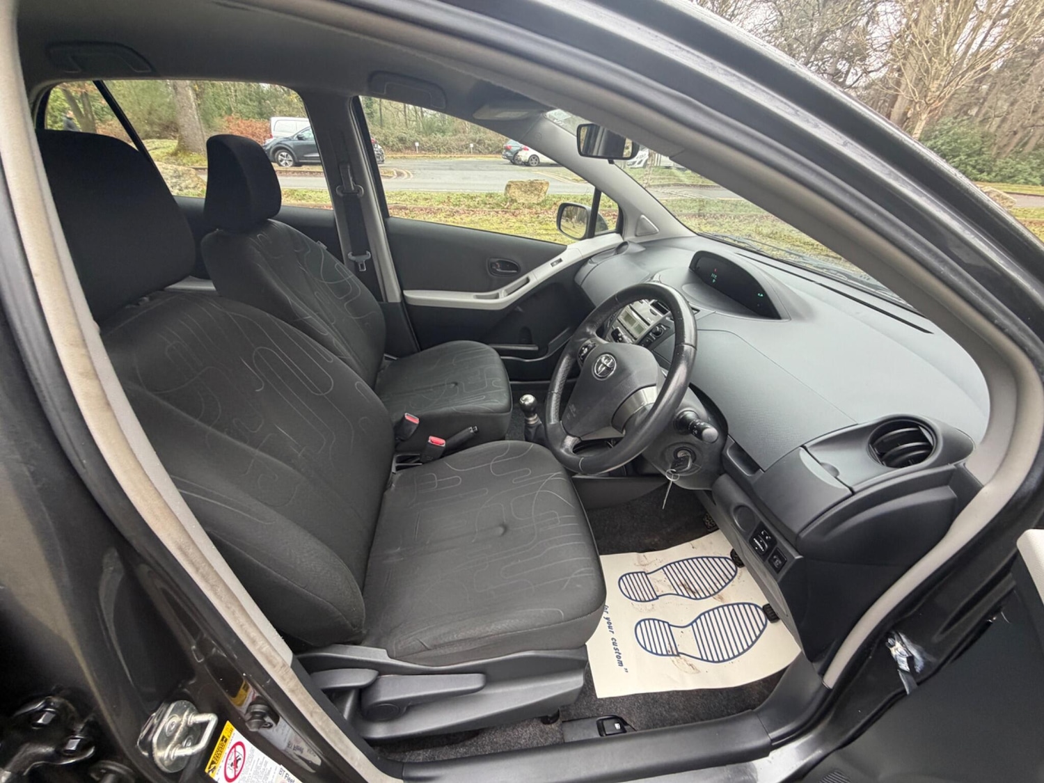 Used Toyota Yaris 2009 for sale - 78058073: Photo 4