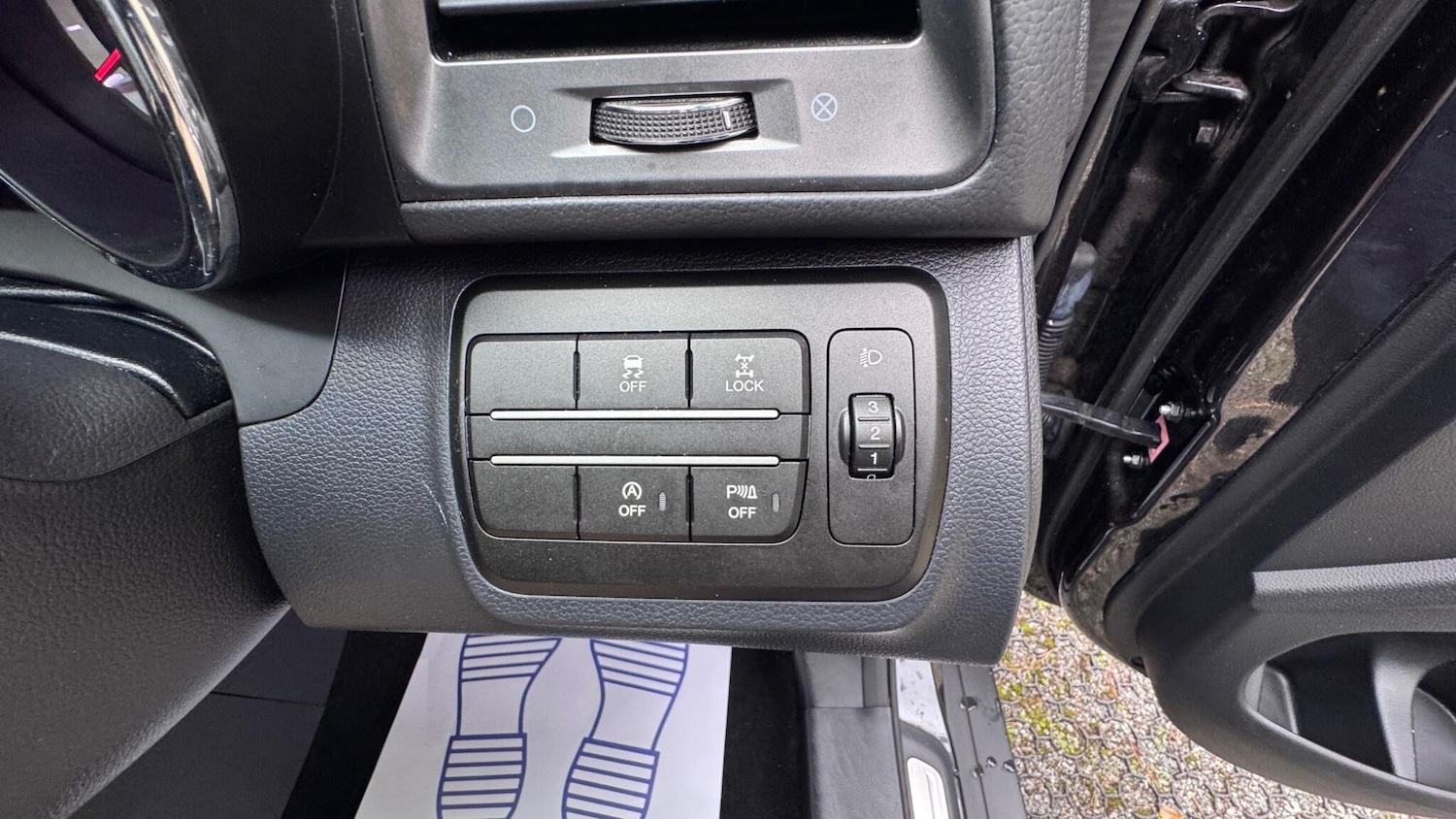 Used Ssangyong Trivoli XLV for sale - 77304843: Photo 33