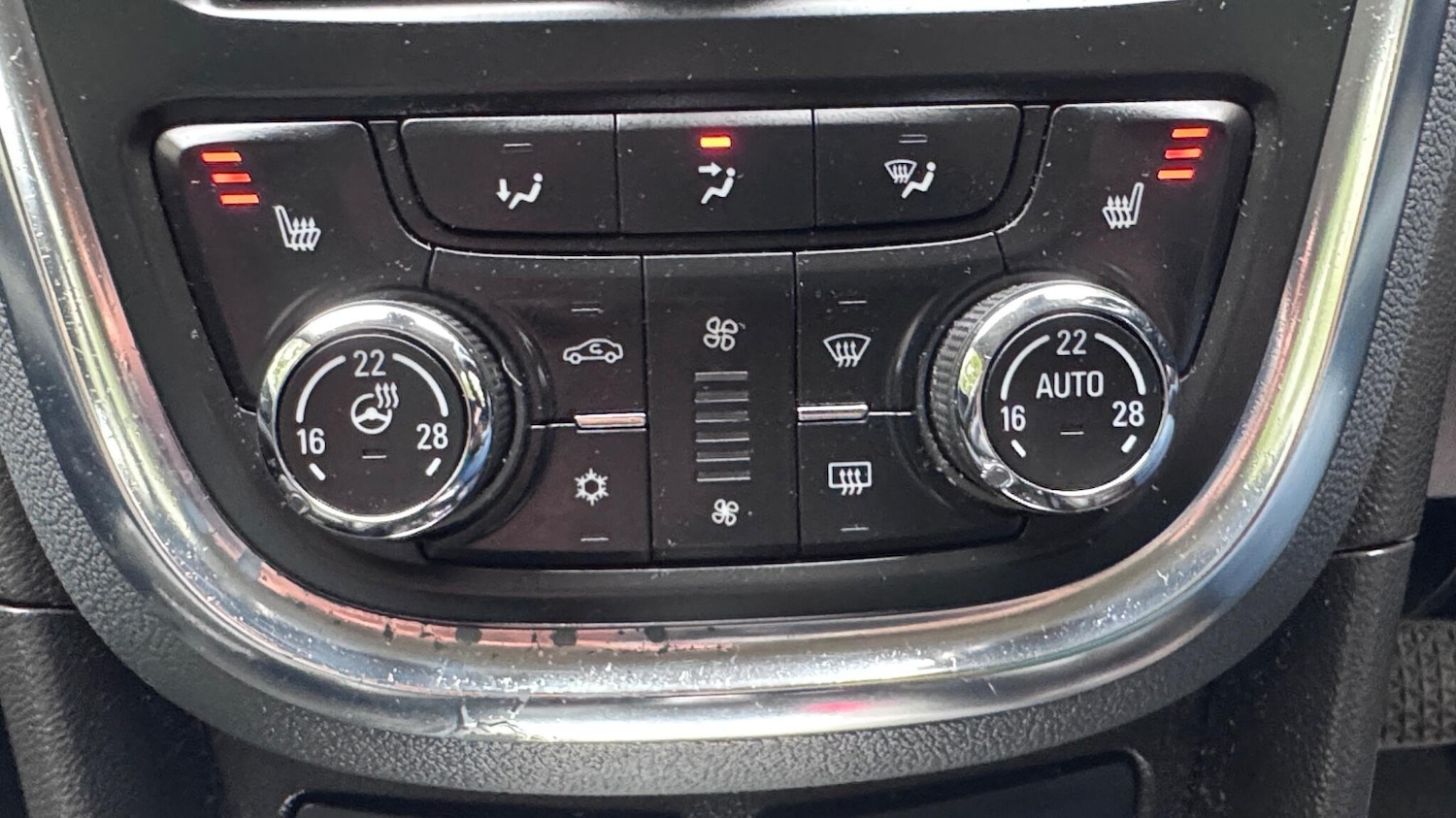 Used Vauxhall Mokka 2016 for sale - 77040373: Photo 40