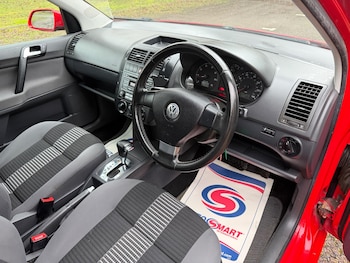 Used Volkswagen Polo 2009 for sale - 77909595: Photo