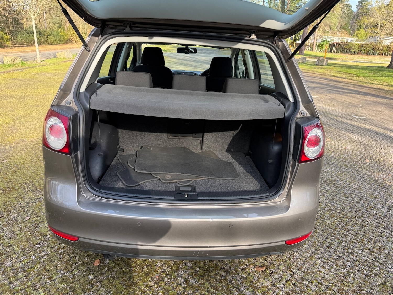 Used Volkswagen Golf Plus 2012 for sale - 78047504: Photo 48