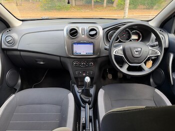 Used Dacia Sandero Stepway 2017 for sale - 78291639: Photo