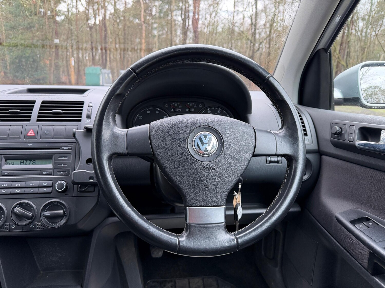 Used Volkswagen Polo for sale - 77497327: Photo 28