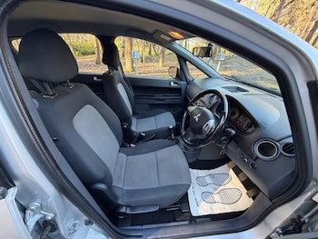 Used Mitsubishi Colt 2009 for sale - 77793322: Photo