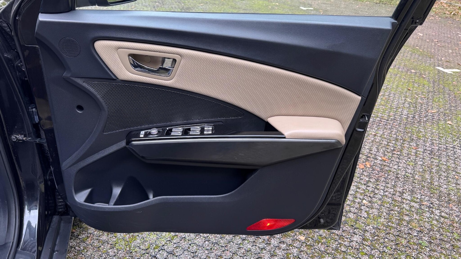 Used Ssangyong Tivoli 2016 for sale - 77039875: Photo 16