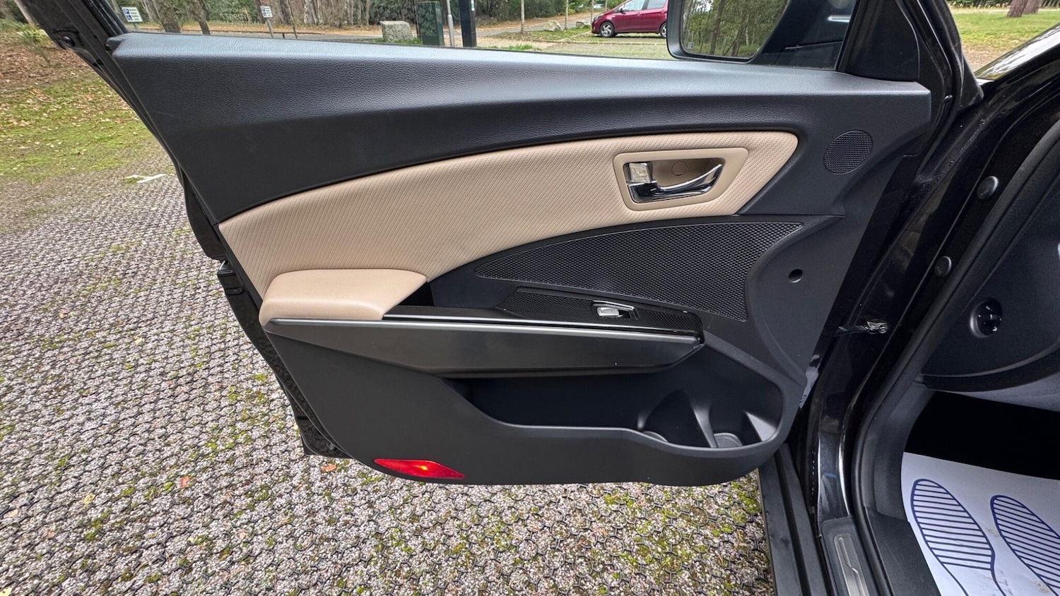 Used Ssangyong Tivoli 2016 for sale - 77039875: Photo 18