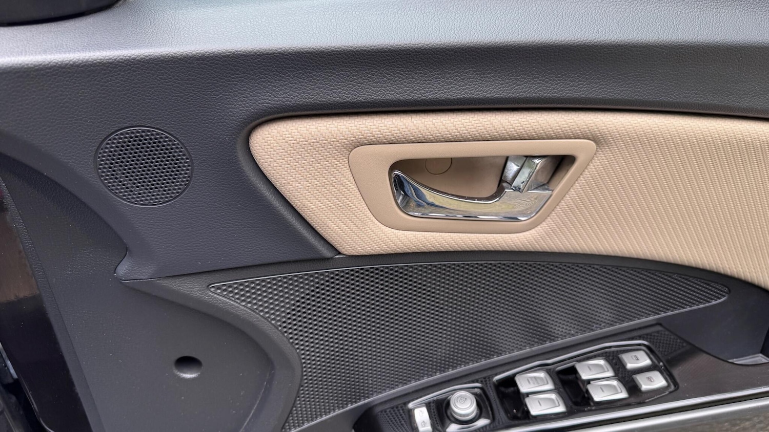 Used Ssangyong Tivoli 2016 for sale - 77039875: Photo 27