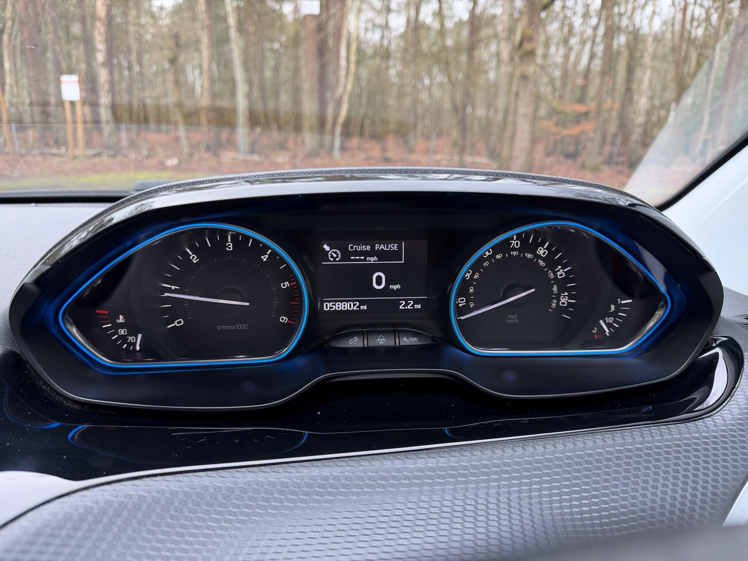 Used Peugeot 2008 2016 for sale - 77524985: Photo 25