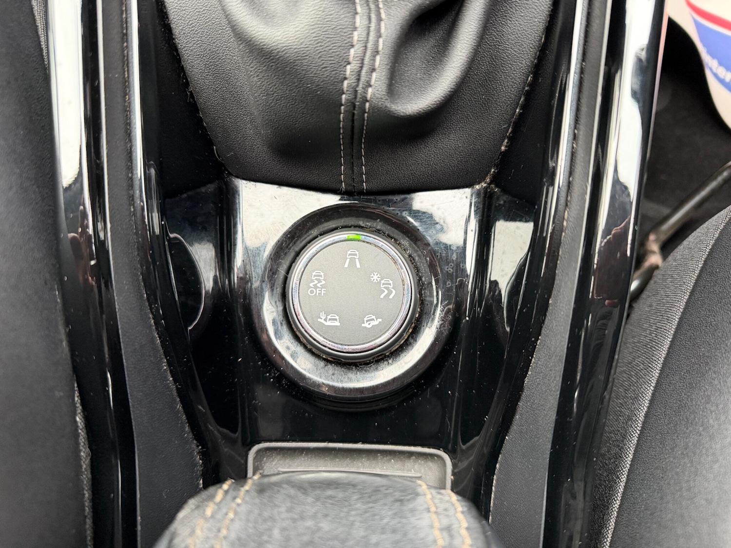 Used Peugeot 2008 2016 for sale - 77524985: Photo 29