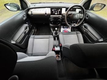 Used Citroen C4 Cactus 2016 for sale - 77066419: Photo