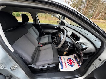 Used Citroen C4 Cactus 2016 for sale - 77066419: Photo