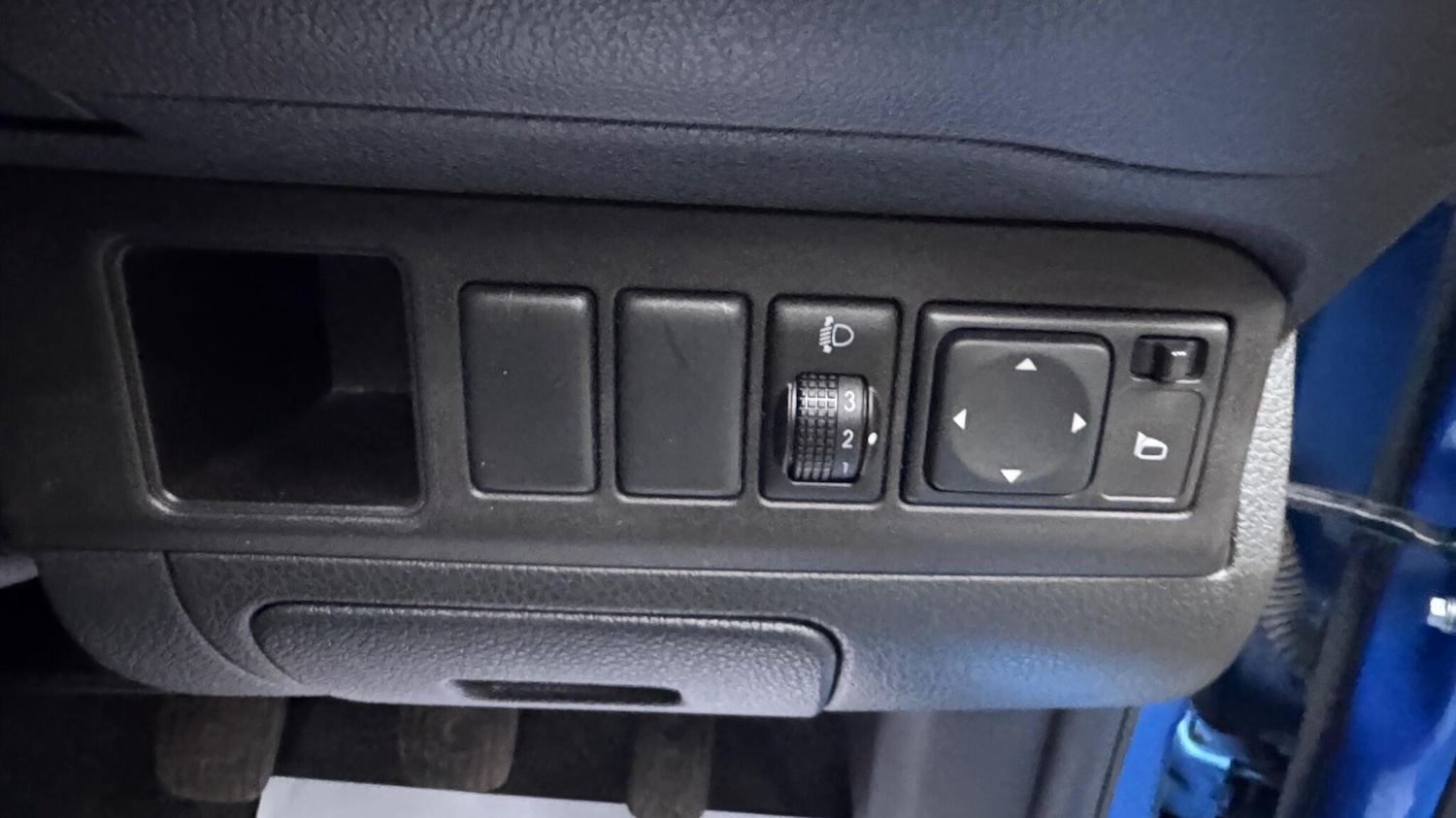 Used Nissan Note 2009 for sale - 77040963: Photo 31