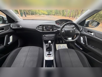 Used Peugeot 308 2014 for sale - 79621714: Photo