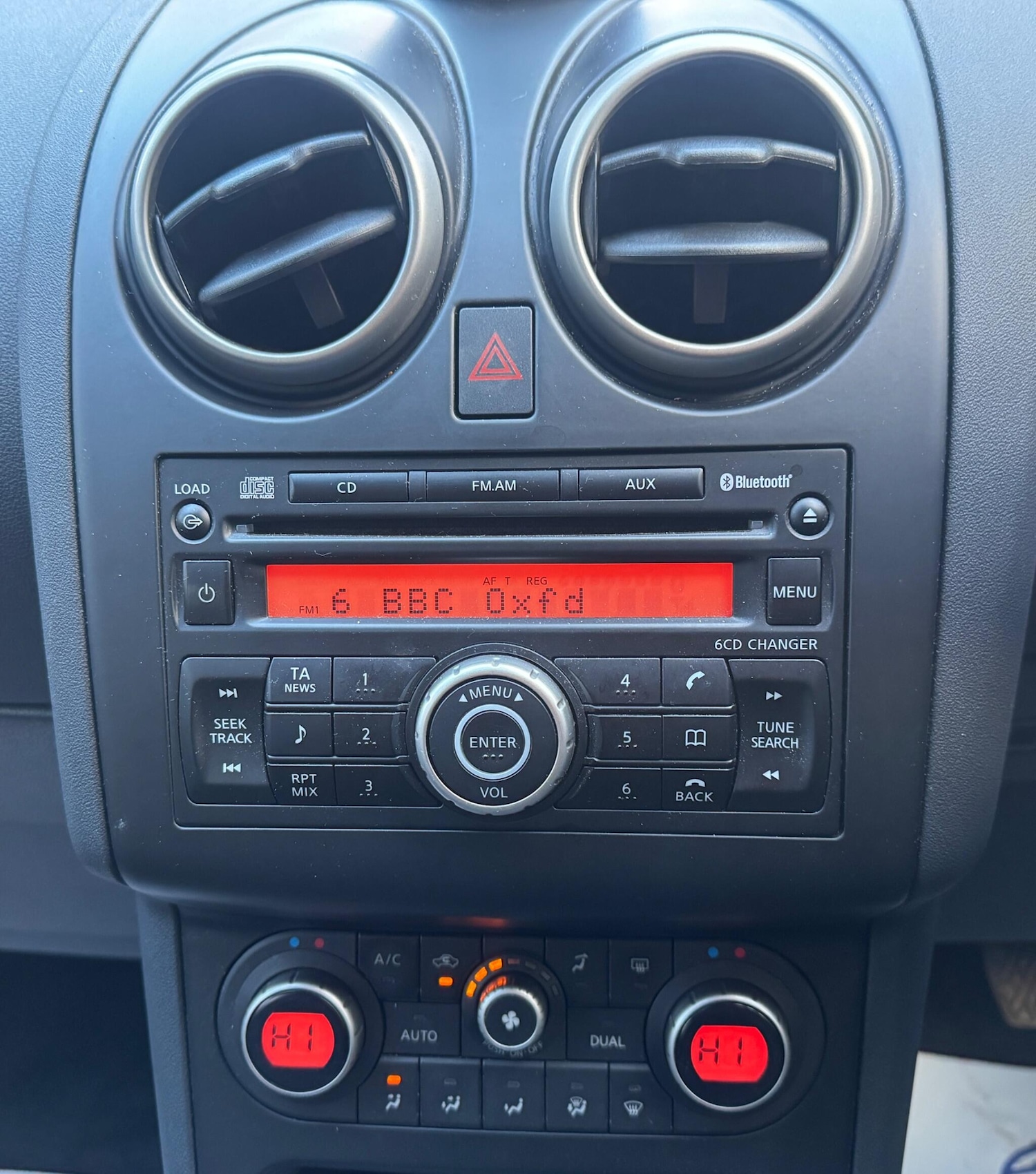 Used Nissan Qashqai 2010 for sale - 77396319: Photo 34