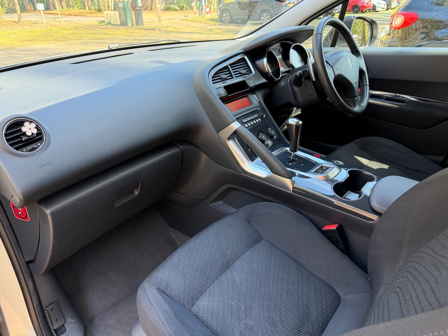 Used Peugeot 3008 2011 for sale - 78148073: Photo 18