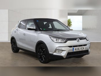 Used Ssangyong Tivoli 2016 for sale - 78809247: Photo